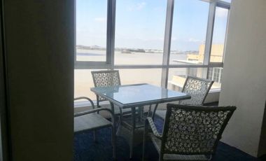 Oficina ejecutiva en alquiler 129m2 Puerto Santa Ana.
