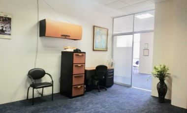 Oficina ejecutiva en alquiler 129m2 Puerto Santa Ana.
