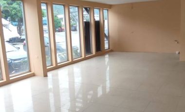 EN ALQUILER OFICINA 81.91M2- AV. CARLOS JULIO AROSEMENA, GUAYAQUIL
