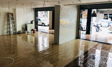 LOCAL EN ALQUILER 75M2 CON MEZZANINE - CENTRO DE GUAYAQUIL
