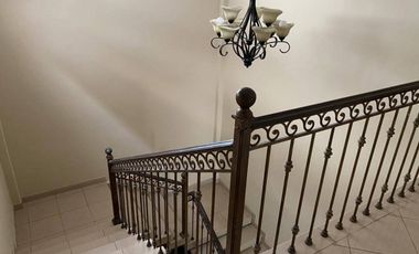 Alquiler casa ideal para oficina Barrio Centenario 734m2- Guayaquil