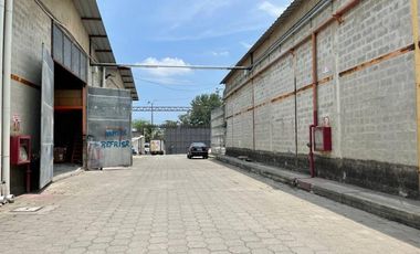 EN ALQUILER BODEGA 454.46m2- DENTRO DE COMPLEJO -  VIA A DAULE