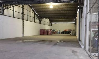 EN ALQUILER BODEGA 735 M2 - VIA A DAULE- NORTE DE GUAYAQUIL