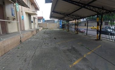 En alquiler Edificio 18 oficinas 460m2, Vía a Daule- al pie de la vía- Gye