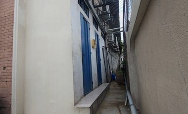 En alquiler Edificio 18 oficinas 460m2, Vía a Daule- al pie de la vía- Gye