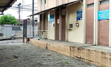 En alquiler Edificio 18 oficinas 460m2, Vía a Daule- al pie de la vía- Gye