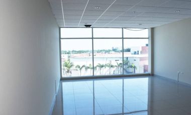 EN VENTA OFICINA 101M2 - CON PARQUEO - AV. SAMBORONDON- GUAYAS