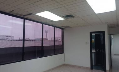 ALQUILER OFICINA 74M2- EDIFICIO CORPORATIVO - KENNEDY NORTE