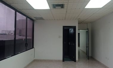 ALQUILER OFICINA 74M2- EDIFICIO CORPORATIVO - KENNEDY NORTE