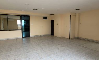 ALQUILER OFICINA 62M2- EDIFICIO CORPORATIVO - KENNEDY NORTE