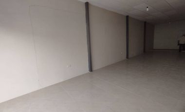 ALQUILER DE LOCAL COMERCIAL - 60MTS - CENTRO DE GUAYAQUIL - ESQUINERO