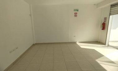 LOCAL EN ALQUILER 36M2- URDESA - CIRCUNVALACION SUR