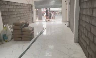 EN ALQUILER LOCALES COMERCIALES 40M2- CENTRO DE GUAYAQUIL, AV. QUITO