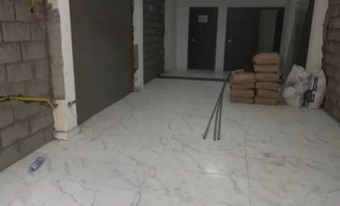EN ALQUILER LOCAL COMERCIAL 80M2- CENTRO DE GUAYAQUIL, AV. QUITO