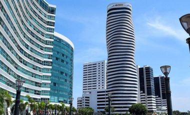 Oficina en alquiler 80m2, Con divisiones- Edif. The Point- Puerto Santa Ana