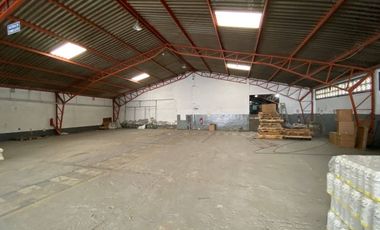 OfiBodega en alquiler 560mts - Independiente - Vía a Daule km 7.5