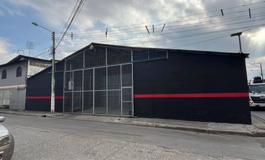 OfiBodega en alquiler 560mts - Independiente - Vía a Daule km 7.5