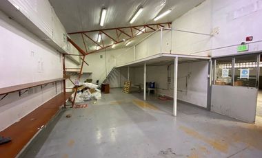 OfiBodega en alquiler 560mts - Independiente - Vía a Daule km 7.5