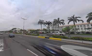Terreno comercial en venta 1206m2 Esquinero,Vía a Samborondón Km9