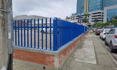 Terreno en Alquiler 1243m² - Esquinero - AV. Francisco de Orellana