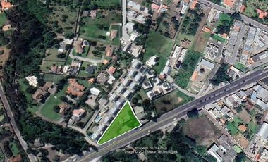 Venta Terreno comercial 2135m2 - Sector Tumbaco, Quito, Ecuador