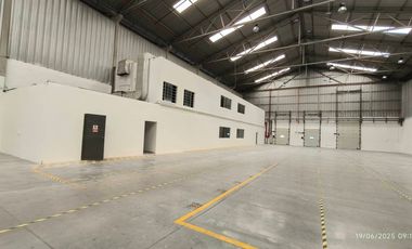 Alquiler bodega industrial 4000m², Vía a Daule, Guayaquil