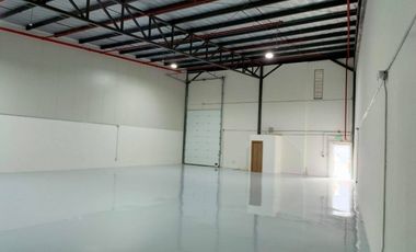 Bodega en alquiler 331.76m²- Parque Industrial Almax, Vía a Samborondón
