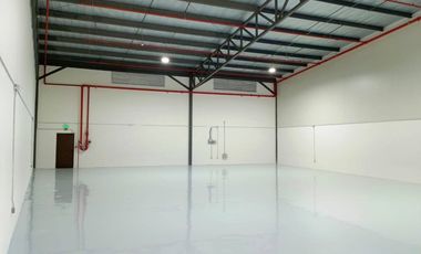 Bodega en alquiler 331.76m²- Parque Industrial Almax, Vía a Samborondón