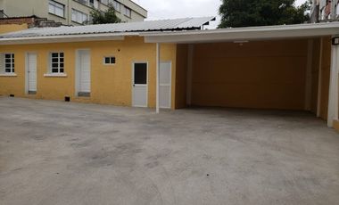Casa en Alquiler en el Sector La Floresta.