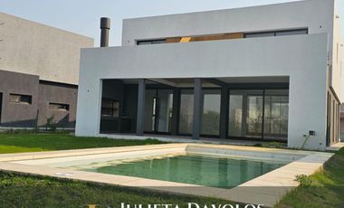 Casa en venta/Alquiler vista a laguna. Barrio el Canton, Norte.