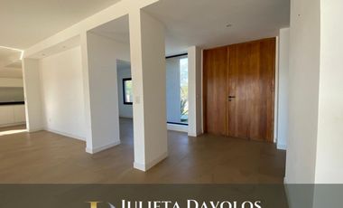 Casa en venta/Alquiler vista a laguna. Barrio el Canton, Norte.