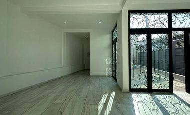 LOCAL COMERCIAL en renta PLANTA BAJA Atizapán de Zaragoza sobre Av, Principal