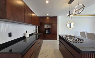 Casa en Venta en PUNTO LOMAS, con Cuarto de servicio