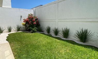 Casa en Venta en Lomas del Sol / EXCELENTE PRECIO