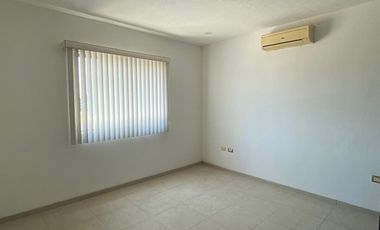 Casa en Venta en Lomas del Sol / EXCELENTE PRECIO