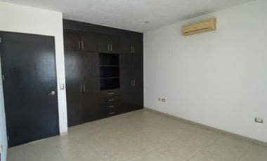 Casa en Venta en Lomas del Sol / EXCELENTE PRECIO