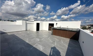 Casa en Venta en Clúster 11 11 11, Lomas de Angelópolis I, Puebla