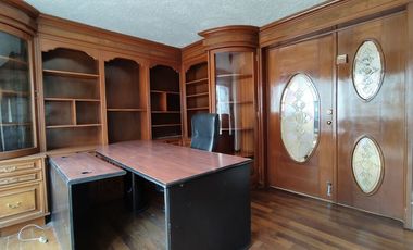 Amplia residencia en RENTA, colonia Ciudad de los Niños, Zapopan.