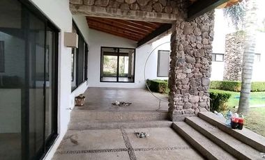 Casa  de 1  piso con alberca privada en Villas del Mesón Juriquilla