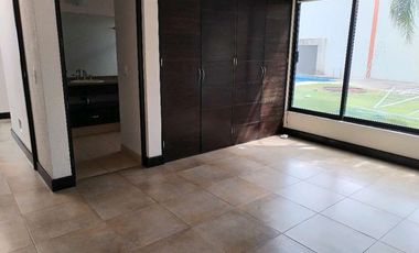Casa  de 1  piso con alberca privada en Villas del Mesón Juriquilla