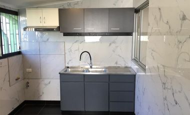 Casa en Arriendo en Metro lo Vial