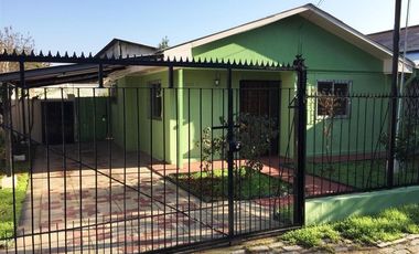 Casa en Arriendo en Metro lo Vial