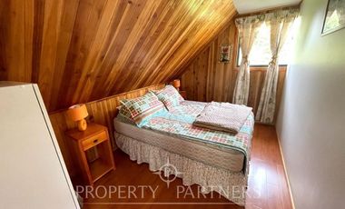 Linda Casa con cabañas a minutos del centro de Villarrica