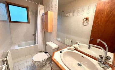 Linda Casa con cabañas a minutos del centro de Villarrica