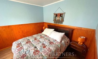 Linda Casa con cabañas a minutos del centro de Villarrica