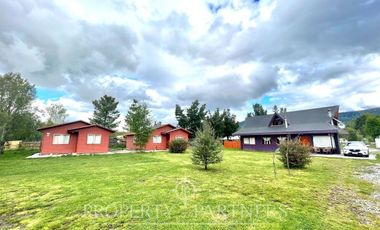 Linda Casa con cabañas a minutos del centro de Villarrica