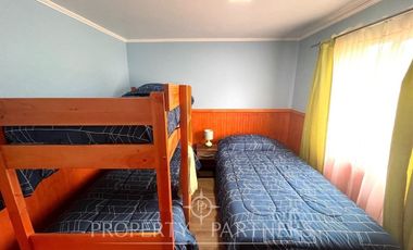 Linda Casa con cabañas a minutos del centro de Villarrica