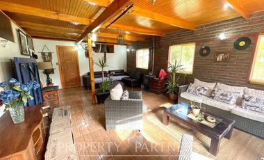 Linda Casa con cabañas a minutos del centro de Villarrica