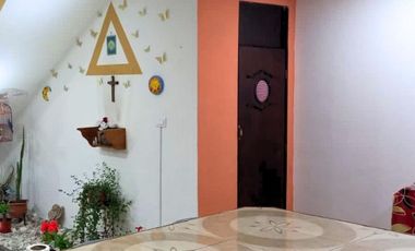 Casa con Locales Comerciales en Venta