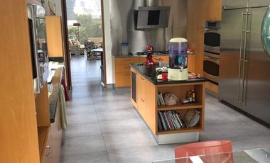 Venta Espectacular Casa de 5 dormitorios en Urbanización Pillagua. Sector Santa Ines. Cumbayá. JS